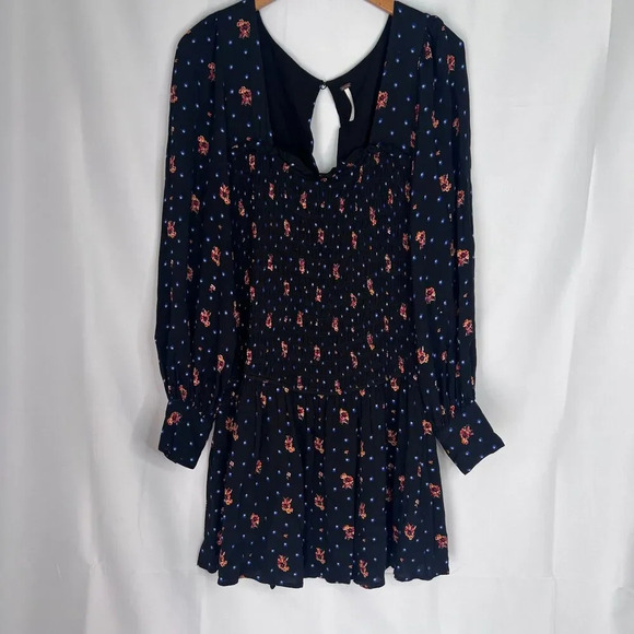 Free People Two Faces Printed Smocked Long Sleeve Mini Dress Size Medium - Picture 13 of 13